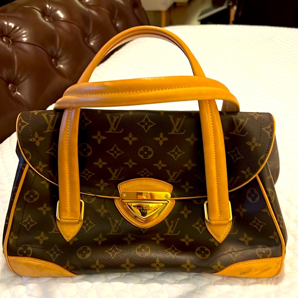 Louis Vuitton Beverly GM handbag